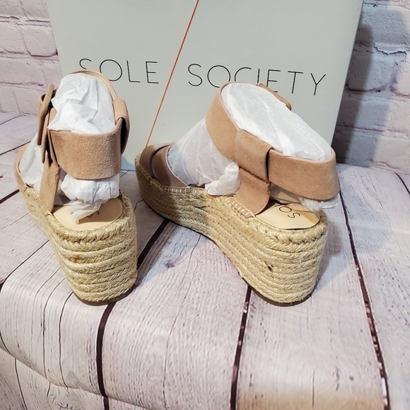 NEW IN BOX! SOLE SOCIETY SO- AUDRINAH SANDALS - Picture 3 of 6